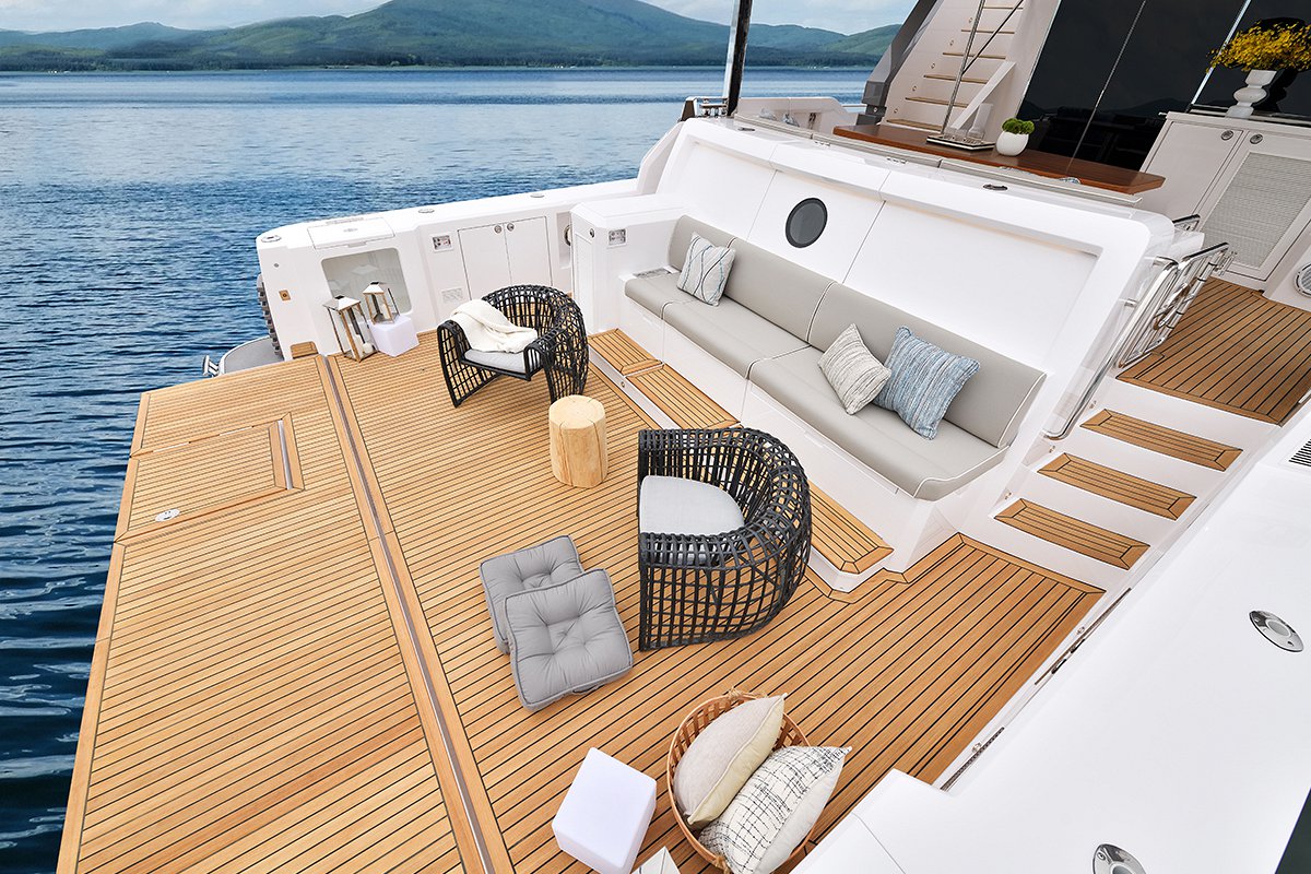 Roche Harbor Horizons Yacht V77 CMY Showcase